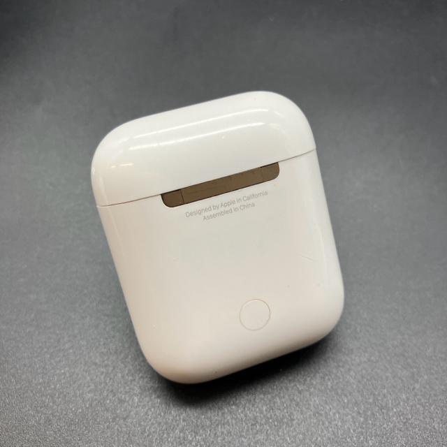   Apple Abv AirPods [dP[X̂ A1602  Ɠd/AV 