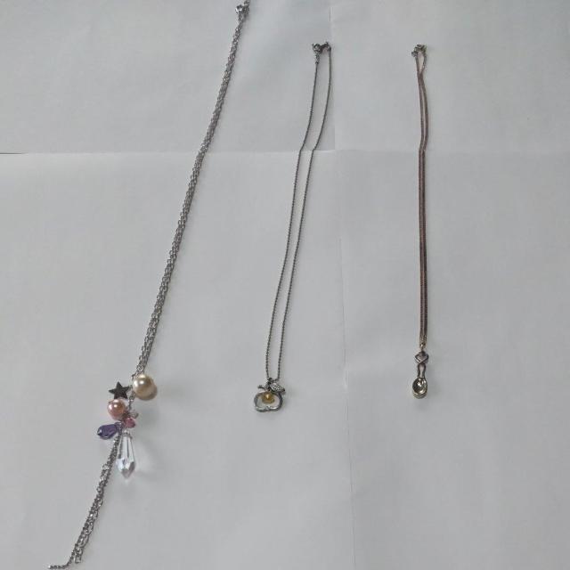 ★新品★シルバー系ネックレス★リンゴ、スプーン < 男性アクセサリー/時計  ★新品★シルバー系ネックレス★リンゴ、スプーン  < 男性アクセサリー/時計の