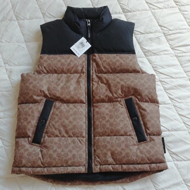 93500円★新品&正規品保証★コーチCOACH★シグネチャー★ダウンベスト★サイズあり < ブランド  93500円★新品&正規品保証★コーチCOACH★シグネチャー★ダウンベスト★サイズあり < ブランドの