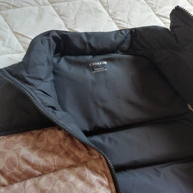 93500円★新品&正規品保証★コーチCOACH★シグネチャー★ダウンベスト★サイズあり < ブランド  93500円★新品&正規品保証★コーチCOACH★シグネチャー★ダウンベスト★サイズあり < ブランドの