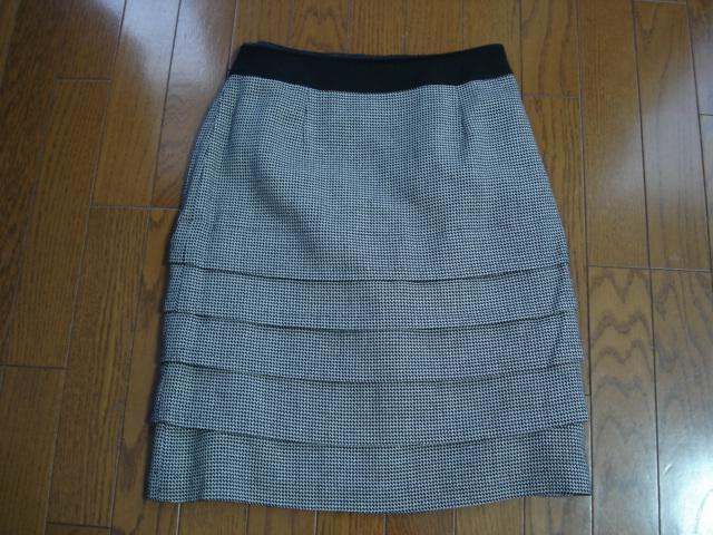 ★anysis エニィシィス 裾段2wayデザインウールスカート★クローゼット整理価格! < ブランド  ★anysis エニィシィス 裾段2wayデザインウールスカート★クローゼット整理価格! < ブランドの