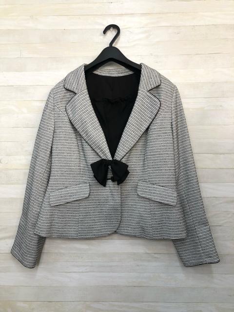 �V�i��19��3L�􂠂������~�M�X�J�[�g�X�[�c�����w���E���Ǝ��ɂ���R125 �� �����t�@�b�V������ 