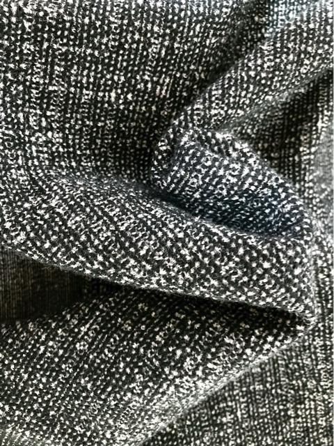 one wayワンウェイ●クロップドTシャツ●黒ブラック●ツイード風 < ブランド  one wayワンウェイ●クロップドTシャツ●黒ブラック●ツイード風 < ブランドの