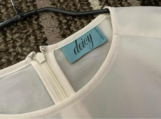 美品☆deicy(デイシー)レースブラウス☆ < ブランド 美品☆deicy(デイシー)レースブラウス☆ < ブランドの