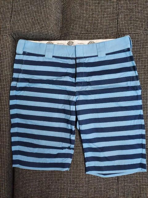 VilDickiesn[tpcTCYLL   uh 