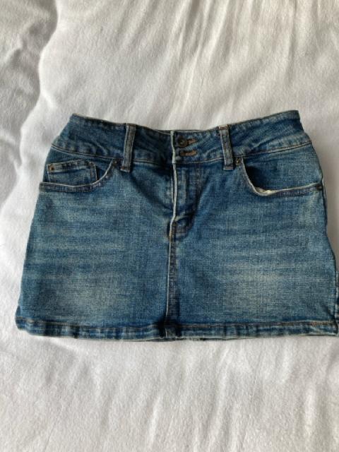 �A�E�g�h�A�E�G�A