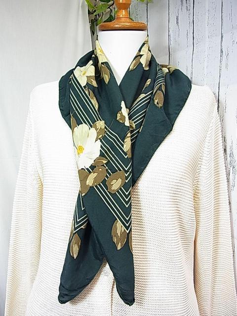 KiI[hfBI[@DIORXJ[t@VN Be[W  O[n