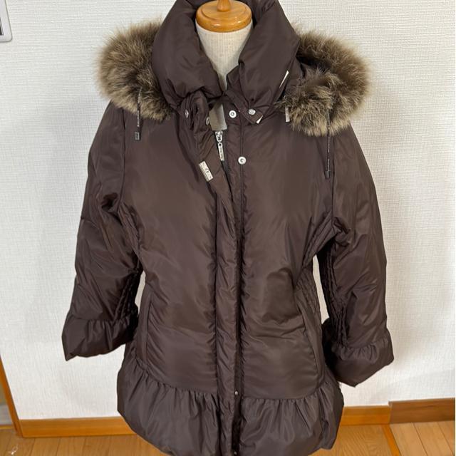 【新品未使用品】BALMAIN ダウンコート フォックスファー 裏地総柄 Mサイズ < 女性ファッション  【新品未使用品】BALMAIN ダウンコート フォックスファー 裏地総柄 Mサイズ < 女性ファッションの