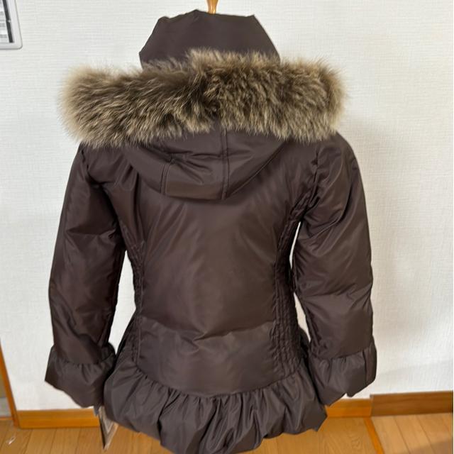 【新品未使用品】BALMAIN ダウンコート フォックスファー 裏地総柄 Mサイズ < 女性ファッション  【新品未使用品】BALMAIN ダウンコート フォックスファー 裏地総柄 Mサイズ < 女性ファッションの