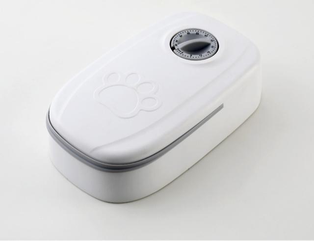 【新商品】自動給餌器 ペットフィーダー猫 犬 餌やり器 タイマー設定 小型 コンパクト 電池式 タイマー式 タイムフィーダー < ペット/手芸/園芸 【新商品】自動給餌器 ペットフィーダー猫 犬 餌やり器 タイマー設定 小型 コンパクト 電池式 タイマー式 タイムフィーダー < ペット/手芸/園芸の