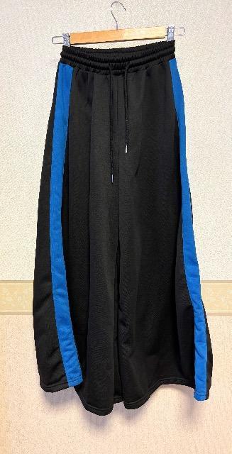 サイドライン ワイドパンツ ジャージ < 女性ファッション サイドライン ワイドパンツ ジャージ < 女性ファッションの