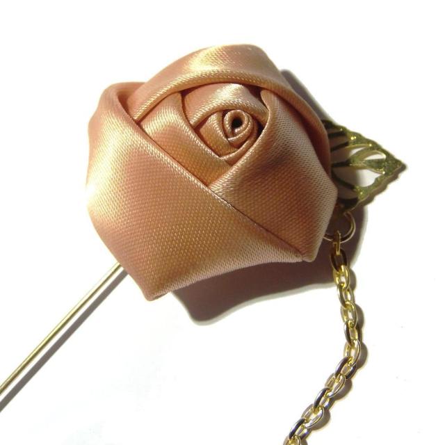 送料無料 バラ 薔薇 チェーン付き ラペルピン コサージュ 茶色 ローズ < 男性アクセサリー/時計  送料無料 バラ 薔薇 チェーン付き ラペルピン コサージュ 茶色 ローズ < 男性アクセサリー/時計の