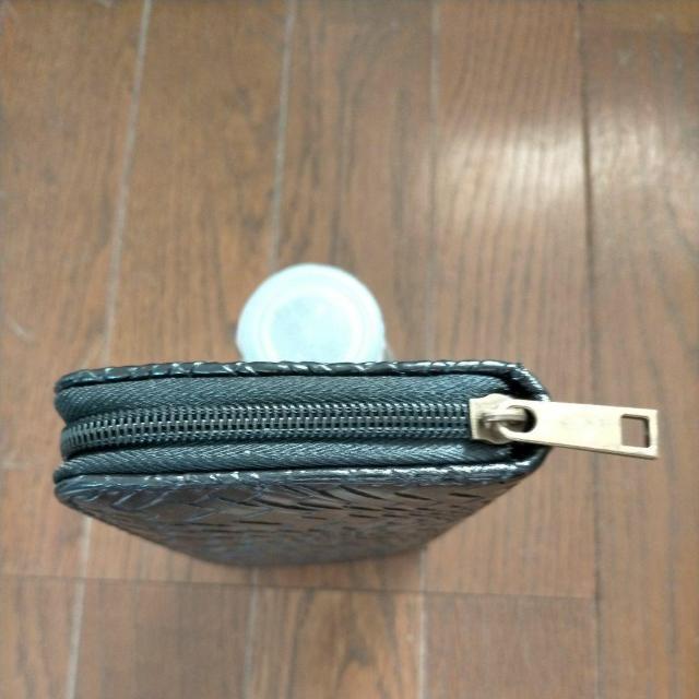 パイソン柄 ブラック  長財布 新品 < 女性ファッション  パイソン柄 ブラック  長財布 新品 < 女性ファッションの