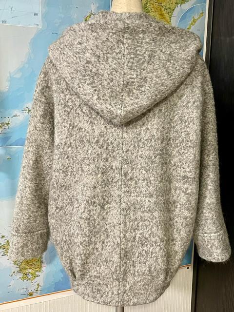 リズリサ 可愛いデザイン コート 裏地あり 美品 < ブランド  リズリサ 可愛いデザイン コート 裏地あり 美品 < ブランドの