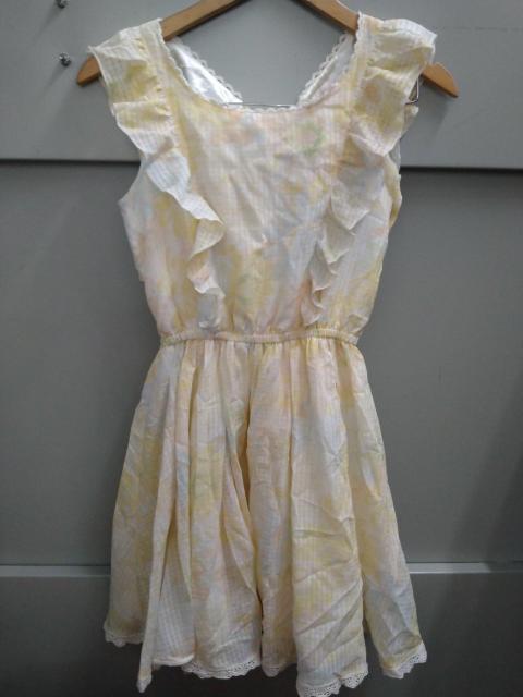 LIZ LISAVA[MK`FbNm[X[us   uh 