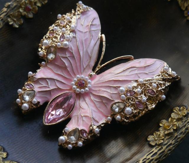 新品アンティーク調ストーン 蝶ブローチ メルヘン ファンタジー ロマンティック < 女性アクセサリー/時計 新品アンティーク調ストーン 蝶ブローチ メルヘン ファンタジー ロマンティック < 女性アクセサリー/時計の