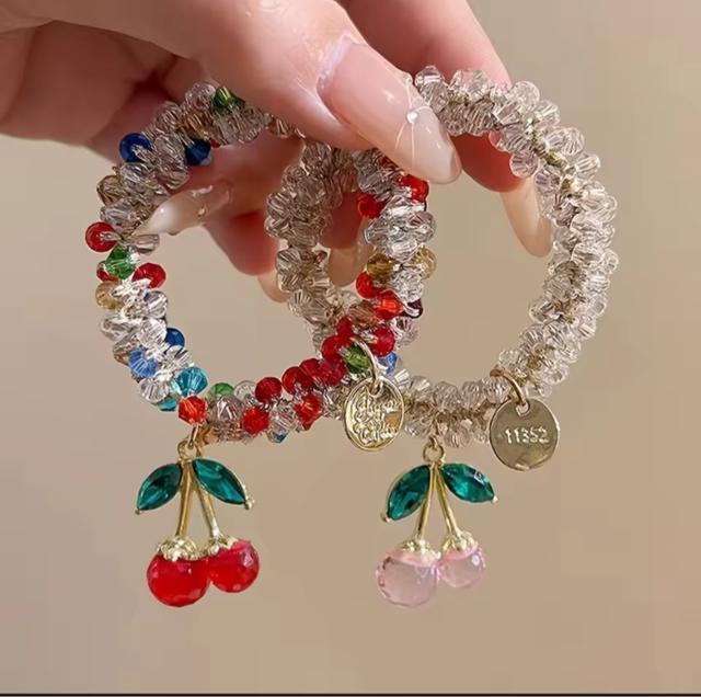 さくらんぼ ヘアゴム ストーン チェリー チャーム シュシュ【Lills19】 < 女性ファッション  さくらんぼ ヘアゴム ストーン チェリー チャーム シュシュ【Lills19】  < 女性ファッションの