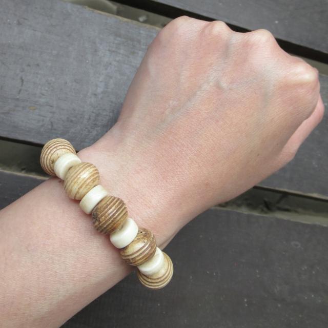 �o�b�t�@���[�{�[���r�[�Y�u���X���b�g*1 �� �j���A�N�Z�T���[/���v�� 