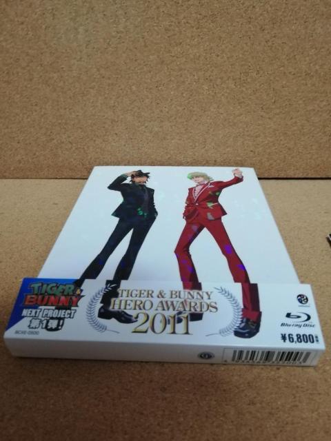 TIGER & BUNNY HERO AWARDS 2011 2枚組 ブルーレイ < CD/DVD/ビデオ TIGER & BUNNY HERO AWARDS 2011 2枚組 ブルーレイ < CD/DVD/ビデオの