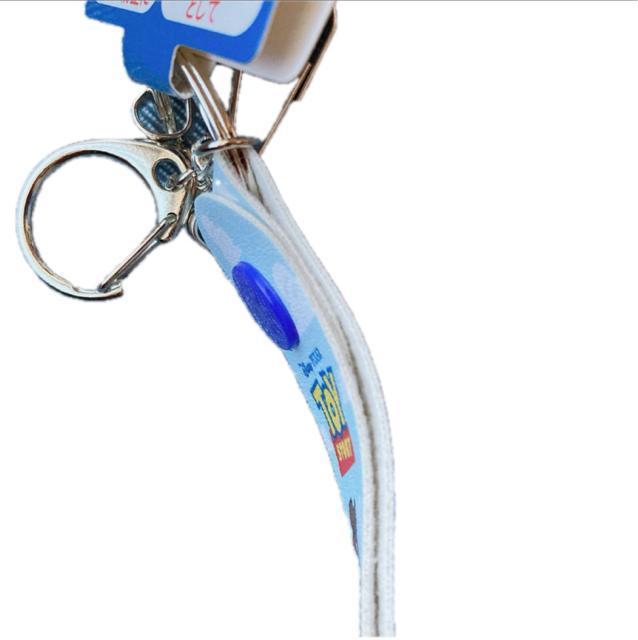 ディズニー カチューシャホルダー ループキーホルダー グローブ トイストーリー 水色 N2m < おもちゃ ディズニー カチューシャホルダー ループキーホルダー グローブ トイストーリー 水色 N2m < おもちゃの