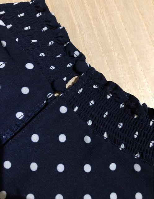 【新品】discoat ディスコート ゴムシャーリング ドット柄ブラウス < ブランド 【新品】discoat ディスコート ゴムシャーリング ドット柄ブラウス < ブランドの