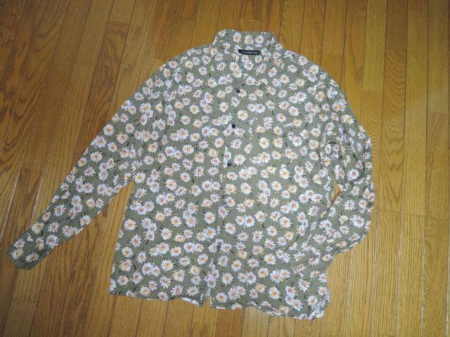 HYSTERIC GLAMOUR ヒステリックグラマー DAISY SKULL柄 オープンカラーシャツ L スカルフラワー柄 長袖 < ブランド  HYSTERIC GLAMOUR ヒステリックグラマー DAISY SKULL柄 オープンカラーシャツ L スカルフラワー柄 長袖 < ブランドの