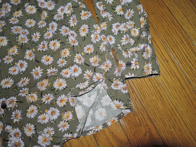 HYSTERIC GLAMOUR ヒステリックグラマー DAISY SKULL柄 オープンカラーシャツ L スカルフラワー柄 長袖 < ブランド  HYSTERIC GLAMOUR ヒステリックグラマー DAISY SKULL柄 オープンカラーシャツ L スカルフラワー柄 長袖 < ブランドの