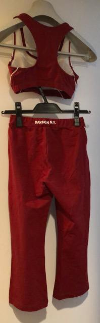 限定価格品薄超可愛い上品未使用に近いダンスキンDANSKINヨガウェアジムウェア普段用タンクトップジョギングワインレッド < レジャー/スポーツ 限定価格品薄超可愛い上品未使用に近いダンスキンDANSKINヨガウェアジムウェア普段用タンクトップジョギングワインレッド < レジャー/スポーツの