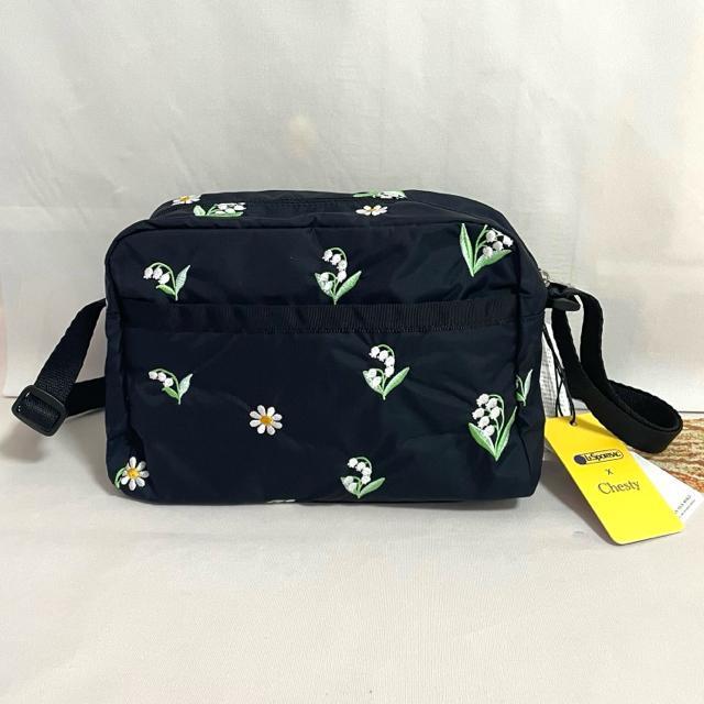 ★新品★LeSportsac レスポートサック チェスティ デイジーバレー 刺繍 ショルダーバッグ 2434 送料無料 < 女性ファッション  ★新品★LeSportsac レスポートサック チェスティ デイジーバレー 刺繍 ショルダーバッグ 2434 送料無料 < 女性ファッションの