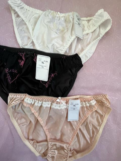 5Lサイズ!3枚セット!光沢ツルツル素材!シフォン使い!あり!高貴品格!色とりどり!エレガント!ショーツ!No.ドッド < 女性ファッション  5Lサイズ!3枚セット!光沢ツルツル素材!シフォン使い!あり!高貴品格!色とりどり!エレガント!ショーツ!No.ドッド < 女性ファッションの