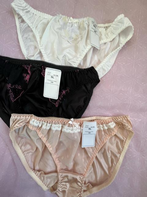 5Lサイズ!3枚セット!光沢ツルツル素材!シフォン使い!あり!高貴品格!色とりどり!エレガント!ショーツ!No.ドッド < 女性ファッション  5Lサイズ!3枚セット!光沢ツルツル素材!シフォン使い!あり!高貴品格!色とりどり!エレガント!ショーツ!No.ドッド < 女性ファッションの