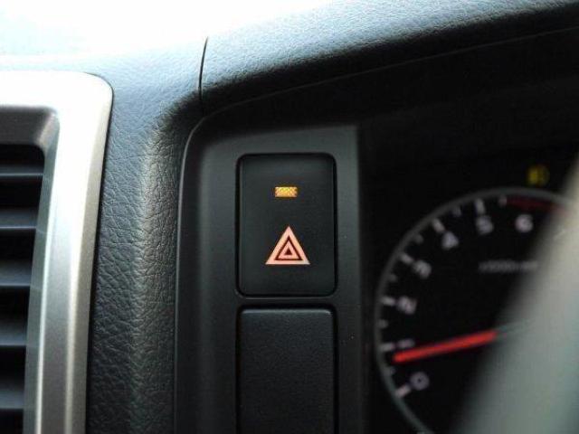 ハイエース 200系 4型〜 ハザード 増設スイッチ TRH20 KDH20 < 自動車/バイク ハイエース 200系 4型〜 ハザード 増設スイッチ TRH20 KDH20 < 自動車/バイク