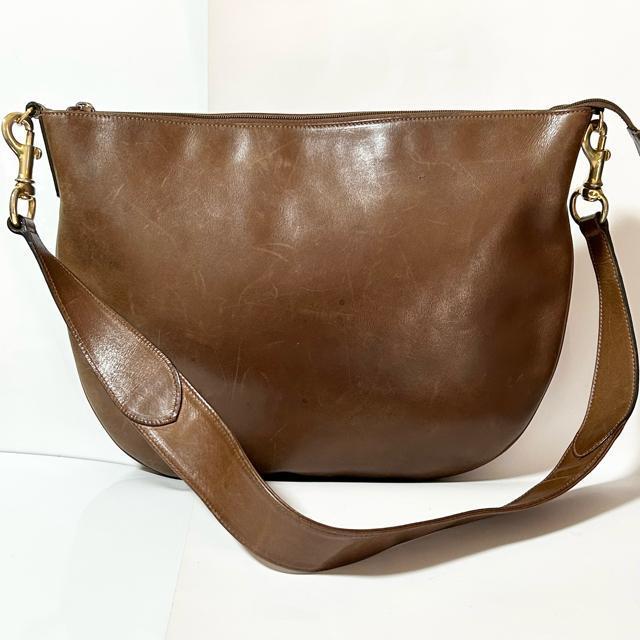 GUCCI レザー ワンショルダーバッグ 001 115 1206 ヴィンテージ ホーボー ブラウン < ブランド GUCCI レザー ワンショルダーバッグ 001 115 1206 ヴィンテージ ホーボー ブラウン < ブランドの