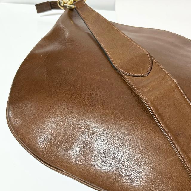 GUCCI レザー ワンショルダーバッグ 001 115 1206 ヴィンテージ ホーボー ブラウン < ブランド GUCCI レザー ワンショルダーバッグ 001 115 1206 ヴィンテージ ホーボー ブラウン < ブランドの