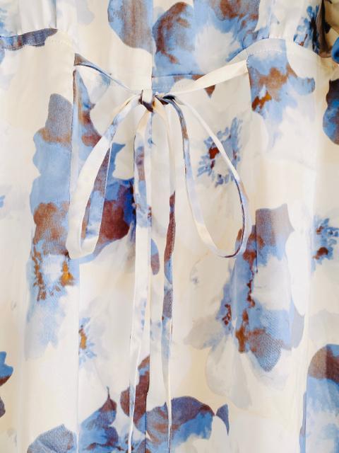 LILYBROWNリリーブラウンぼかし花柄ワンピースフラワードロップショルダーバルーンパフスリーブサテン2wayブルーホワイト青白 < ブランド LILYBROWNリリーブラウンぼかし花柄ワンピースフラワードロップショルダーバルーンパフスリーブサテン2wayブルーホワイト青白 < ブランドの