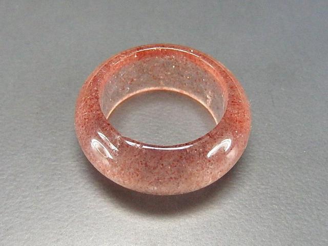 ストロベリークォーツ指輪バンドリング約19号透明度有り愛と美天然石幅9.5mm < 女性アクセサリー/時計  ストロベリークォーツ指輪バンドリング約19号透明度有り愛と美天然石幅9.5mm < 女性アクセサリー/時計の