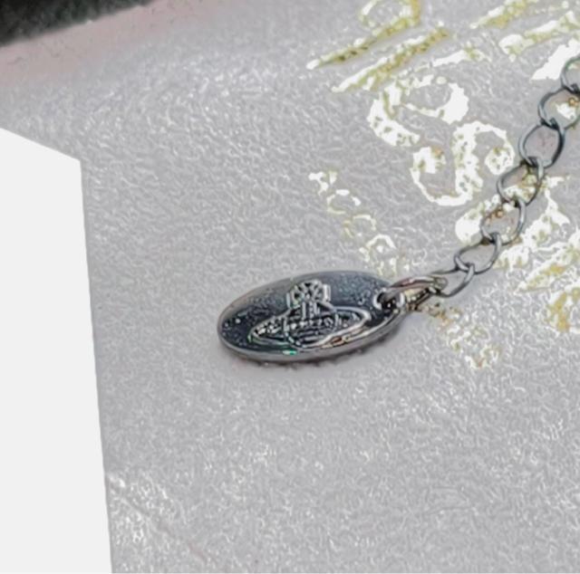 ���B���B�A�� Vivienne Westwood �I�[�u �l�b�N���X �� ���C�� �X�g�[�� �T�^�[�� �� �u�����h�� 