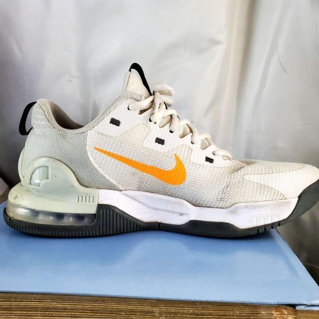 ���݁�NIKE���G�A�}�b�N�X �A���t�@�g���[�i�[5�X�j�[�J�[��28�p�� �� �u�����h�� 