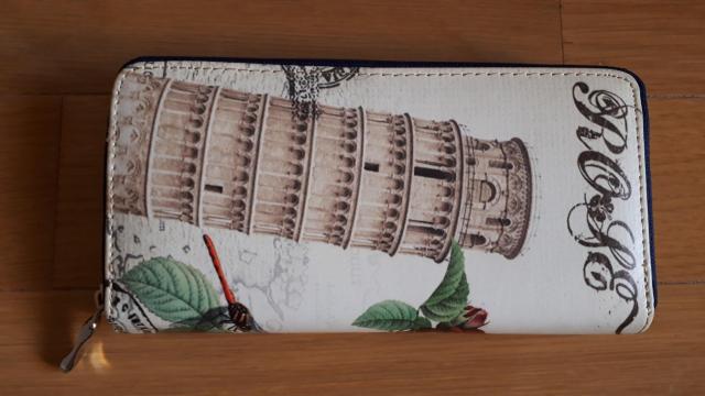 新品未使用 ピサの斜塔、花柄デザインがお洒落な長財布 < 女性ファッション 新品未使用 ピサの斜塔、花柄デザインがお洒落な長財布 < 女性ファッションの