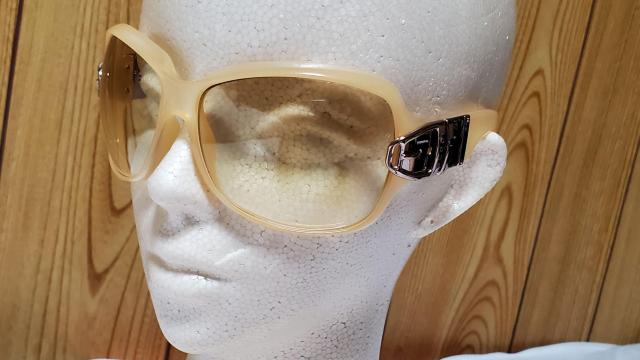 正規美 レア グッチ ベルトバックルメタル装飾 サングラス 茶 ジュエリーアート ベージュ系ビッグフルフレームアイウェア 入手困難 < ブランド  正規美 レア グッチ ベルトバックルメタル装飾 サングラス 茶 ジュエリーアート ベージュ系ビッグフルフレームアイウェア 入手困難 < ブランドの