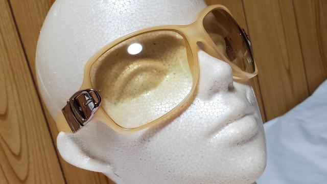 正規美 レア グッチ ベルトバックルメタル装飾 サングラス 茶 ジュエリーアート ベージュ系ビッグフルフレームアイウェア 入手困難 < ブランド  正規美 レア グッチ ベルトバックルメタル装飾 サングラス 茶 ジュエリーアート ベージュ系ビッグフルフレームアイウェア 入手困難 < ブランドの