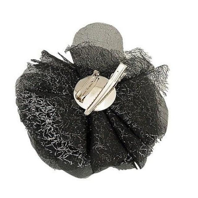 ラメ&銀糸入り シフォン コサージュ ブラック★新品 < 女性アクセサリー/時計  ラメ&銀糸入り シフォン コサージュ ブラック★新品 < 女性アクセサリー/時計の