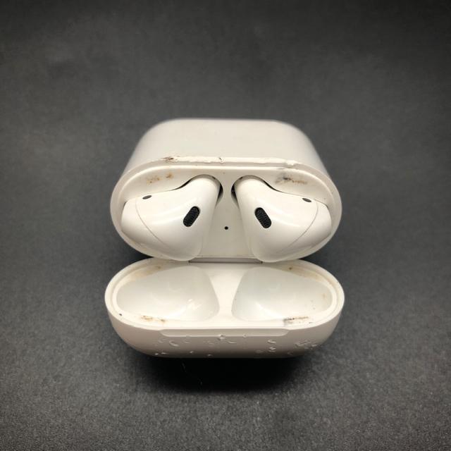 即決 Apple アップル AirPods ワイヤレスイヤホン 第二世代 < 家電/AV  即決 Apple アップル AirPods ワイヤレスイヤホン 第二世代 < 家電/AVの