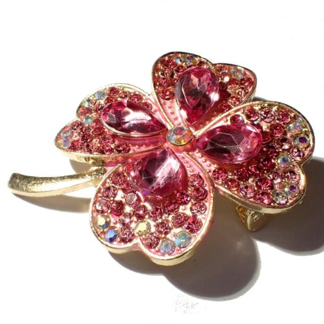 大きめ ピンク色 四葉のクローバー クローバー ピンブローチ ブローチ ラペルピン コサージュ ピンバッジ バッジ ラインストーン < 男性アクセサリー/時計 大きめ ピンク色 四葉のクローバー クローバー ピンブローチ ブローチ ラペルピン コサージュ ピンバッジ バッジ ラインストーン < 男性アクセサリー/時計の