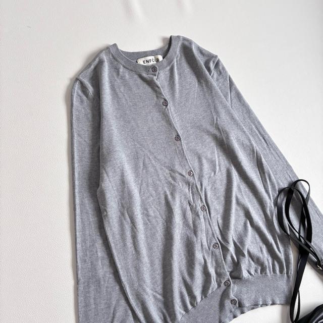 ◆未使用◆エンフォルド◆カシミヤ混ニットカーディガン◆シンプル◆グレー◆M◆ < ブランド  ◆未使用◆エンフォルド◆カシミヤ混ニットカーディガン◆シンプル◆グレー◆M◆ < ブランドの