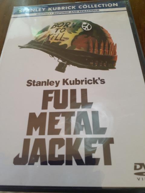 �t�����^���W���P�b�g  �� CD/DVD/�r�f�I�� 