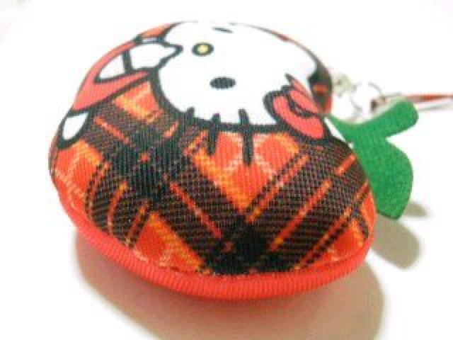 【キティ】可愛い♪柔らか触感にぎにぎ リンゴ型 ビーズストラップ < 家電/AV 【キティ】可愛い♪柔らか触感にぎにぎ リンゴ型 ビーズストラップ < 家電/AVの