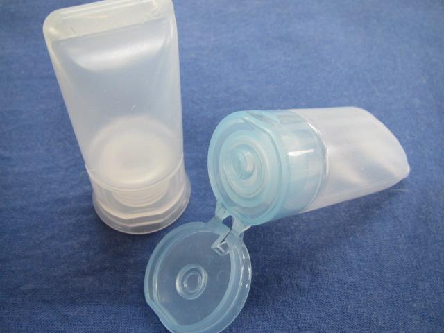 【中古】化粧品 クリーム 容器 小分け 4点セット < ヘルス/ビューティー  【中古】化粧品 クリーム 容器 小分け 4点セット < ヘルス/ビューティーの