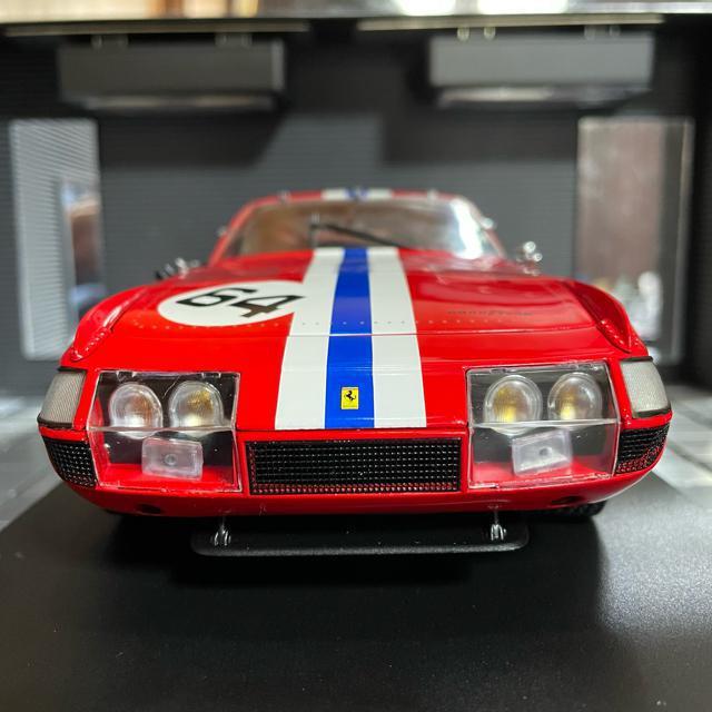 ŐVi  1/18 tF[ 365 GTB/4  zr[ 