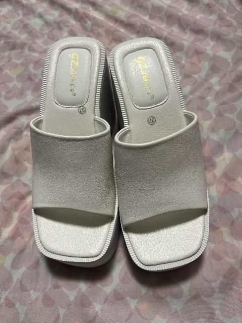 厚底サンダル < 女性ファッション  厚底サンダル  < 女性ファッションの
